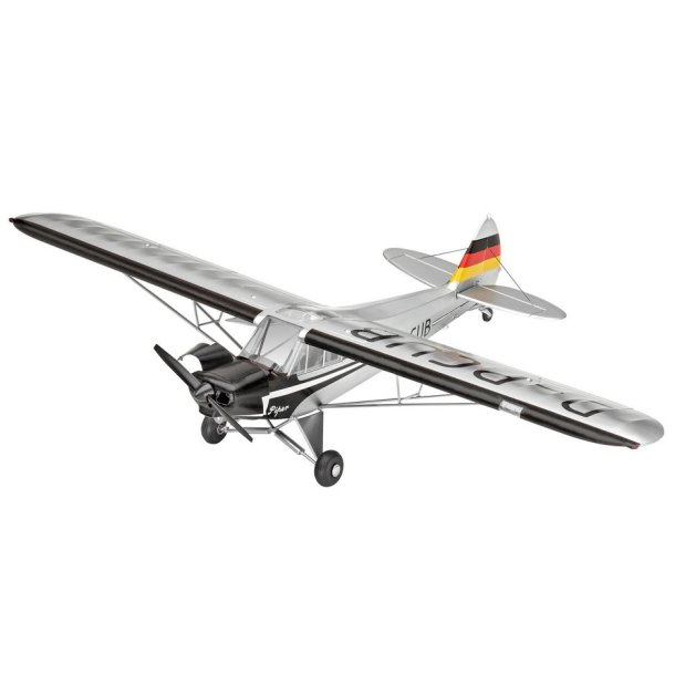 Sports Plane &acute;Piper&acute;, skala 1/32
