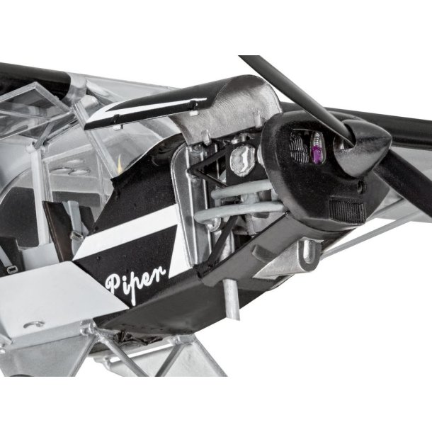 Sports Plane &acute;Piper&acute;, skala 1/32