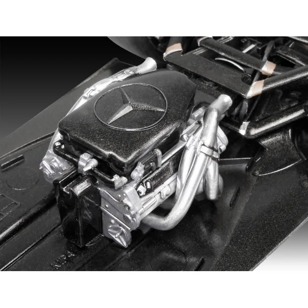 Vodafone McLaren Mercedes MP4-25 L. Hamilton