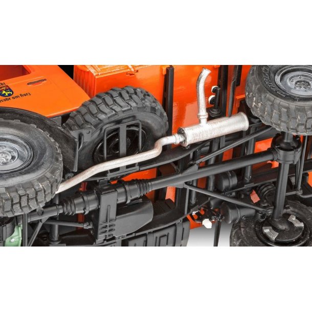 Unimog U1300L Winter Service