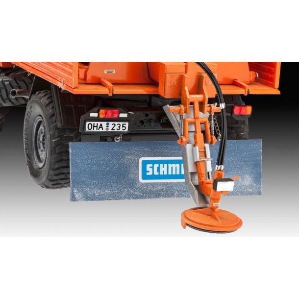 Unimog U1300L Winter Service