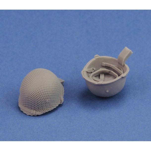 U.S. hjelme WWII og senere samt danske, skala 1/16