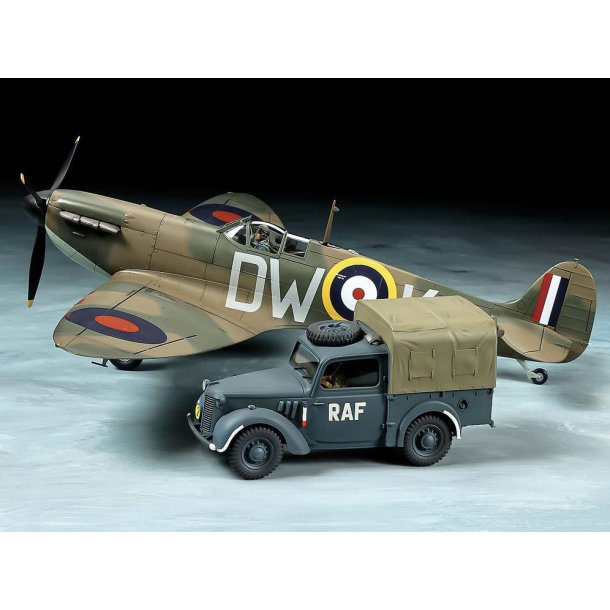 Supermarine Spitfire Mk.I &amp; Light Utility Car 10HP