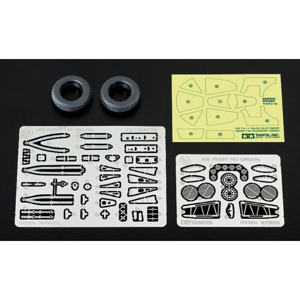 U.S. Vought F4U-1D Corsair