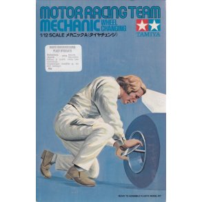 Tamiya Mekaniker knælende, skala 1/12