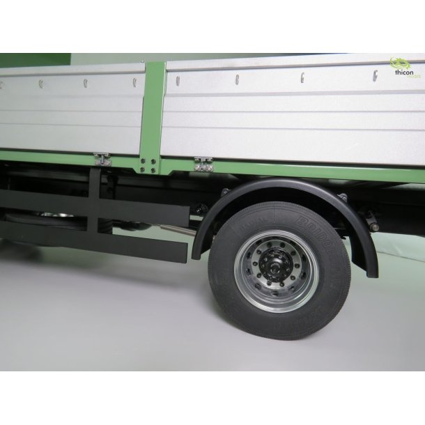 MAN F2000 2-akslet lastbil med fladt lad