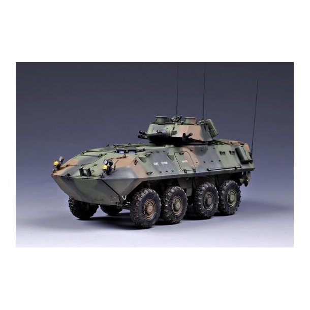 LAV-25 &acute;PIRANHA&acute;