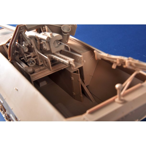 Sd.Kfz 251/22D, skala 1/16