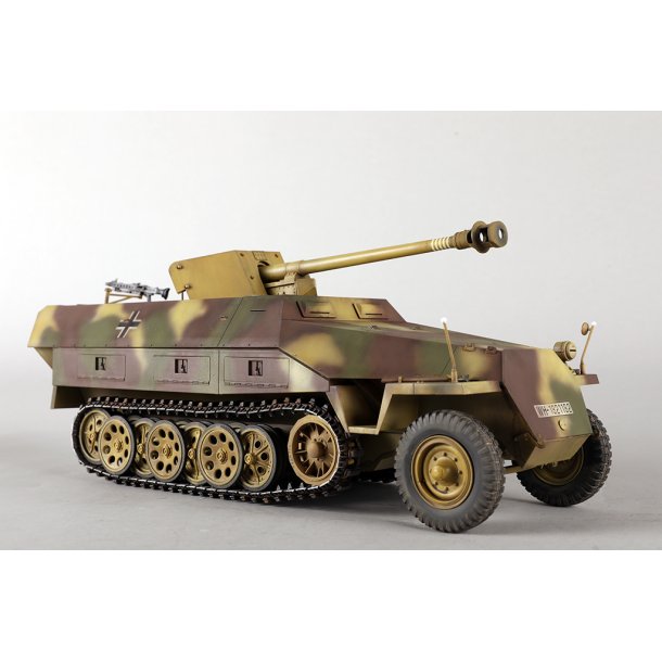 Sd.Kfz 251/22D, skala 1/16