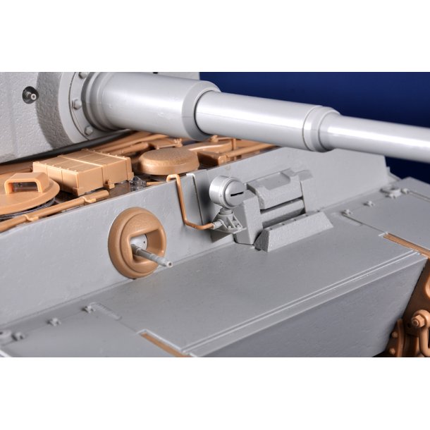 Pz.Kpfw.VI Ausf.E Sd.Kfz.181 Tiger I (Late Production), skala 1/16