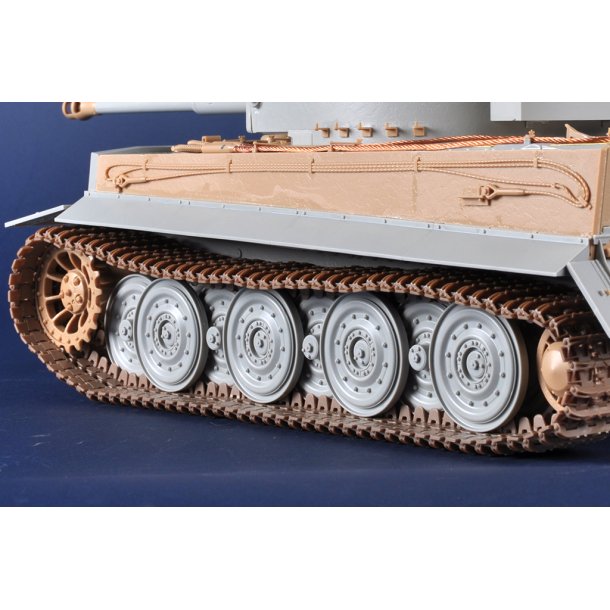 Pz.Kpfw.VI Ausf.E Sd.Kfz.181 Tiger I (Late Production), skala 1/16