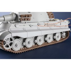 Pz.Kpfw.VI Sd.Kfz.182 Tiger II (Henschel 105mm), skala 1/16