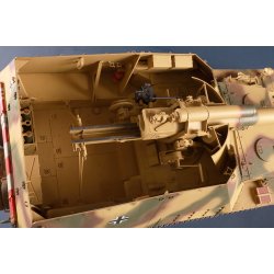 German Sd.Kfz.165 Hummel (Late Production), skala 1/16