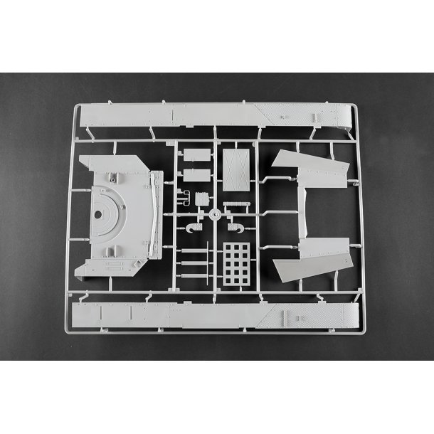 German Sd.Kfz.165 Hummel (Late Production), skala 1/16