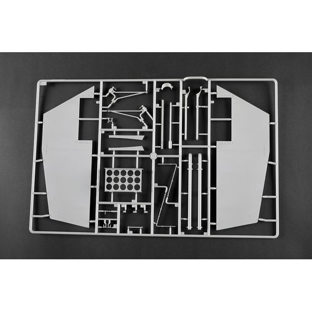 German Sd.Kfz.165 Hummel (Late Production), skala 1/16