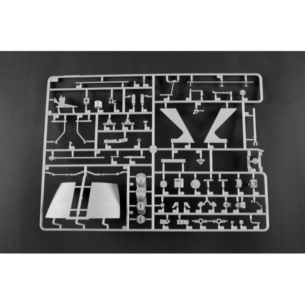 German Sd.Kfz.165 Hummel (Late Production), skala 1/16