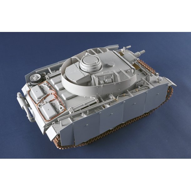 Pz.Kpfw.III Ausf.N, skala 1/16