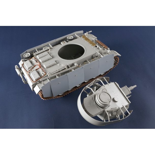 Pz.Kpfw.III Ausf.N, skala 1/16