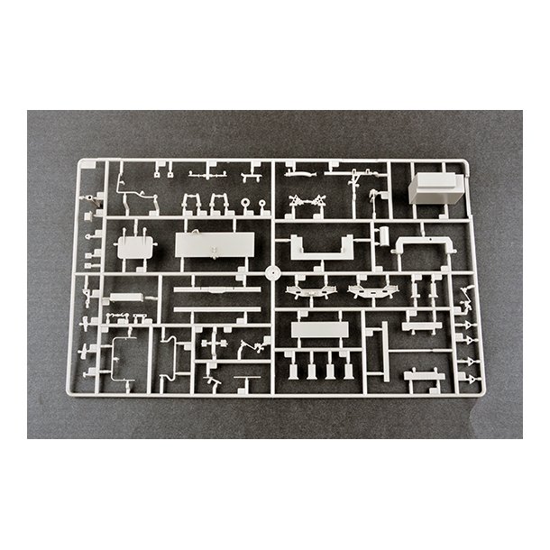 M142 High Mobility Artillery Rocket System (HIMARS)