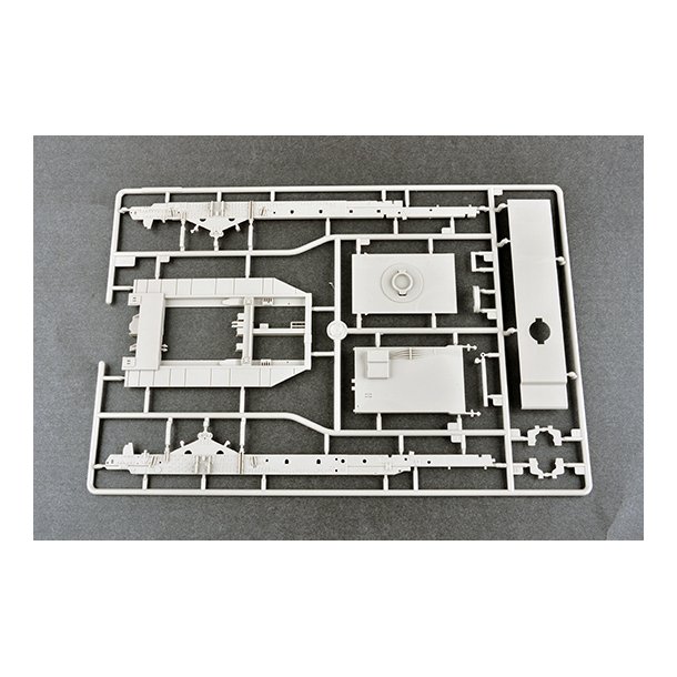 M142 High Mobility Artillery Rocket System (HIMARS)