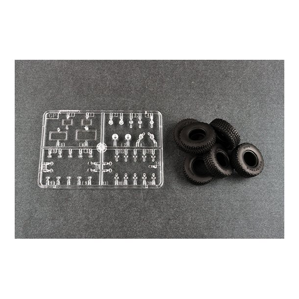 M142 High Mobility Artillery Rocket System (HIMARS)