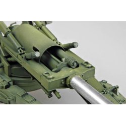 M198 155mm Medium Towed Howitzer (early version)