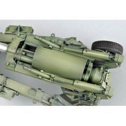 M198 155mm Medium Towed Howitzer (early version)