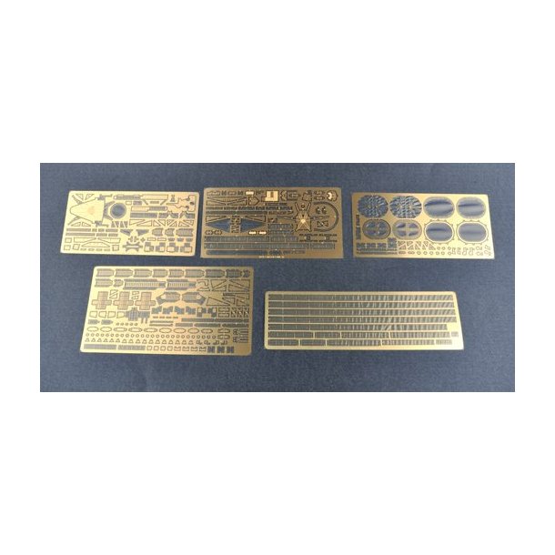 HMS Hood - skala 1/200