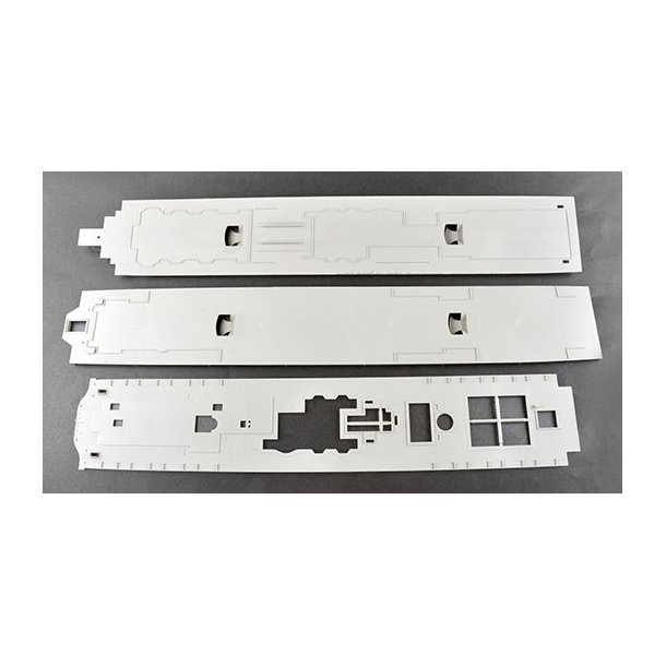 Titanic, skala 1/200. Inkl. LED-st