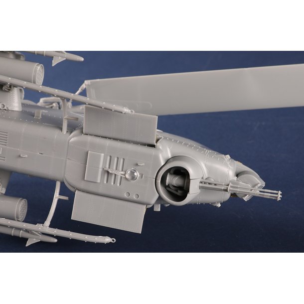 AH-1W Super Cobra (Turned Exhaust), skala 1/35 