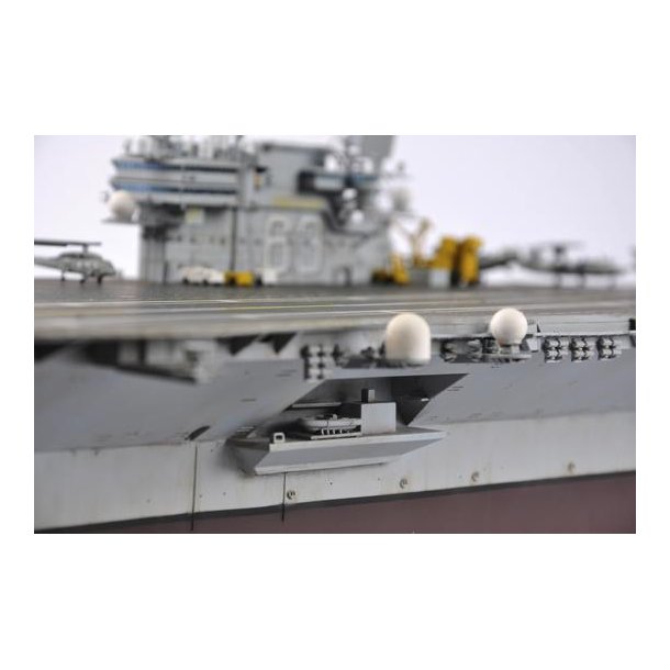 USS Kitty Hawk CV-63