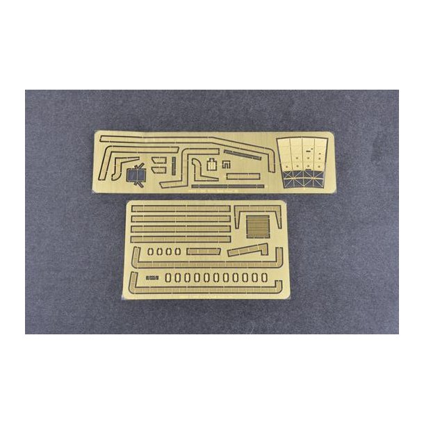 USS Kitty Hawk CV-63