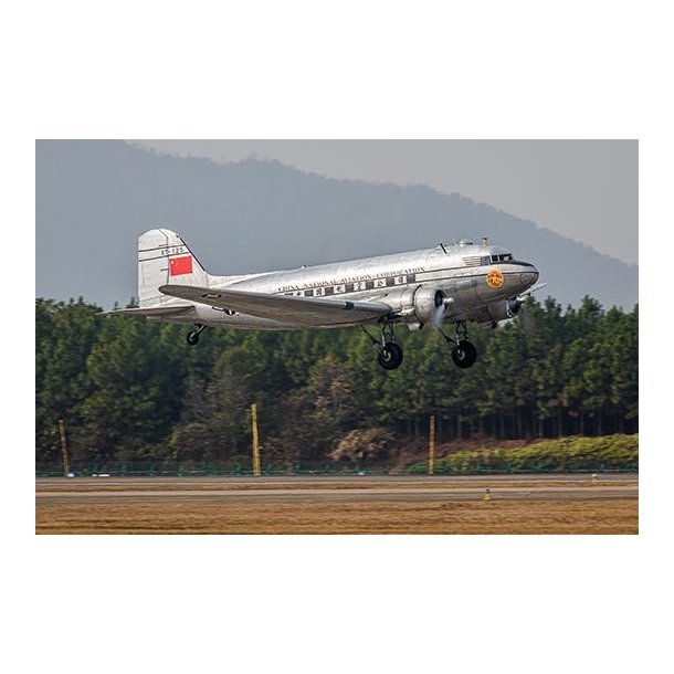 DC-3, skala 1/48