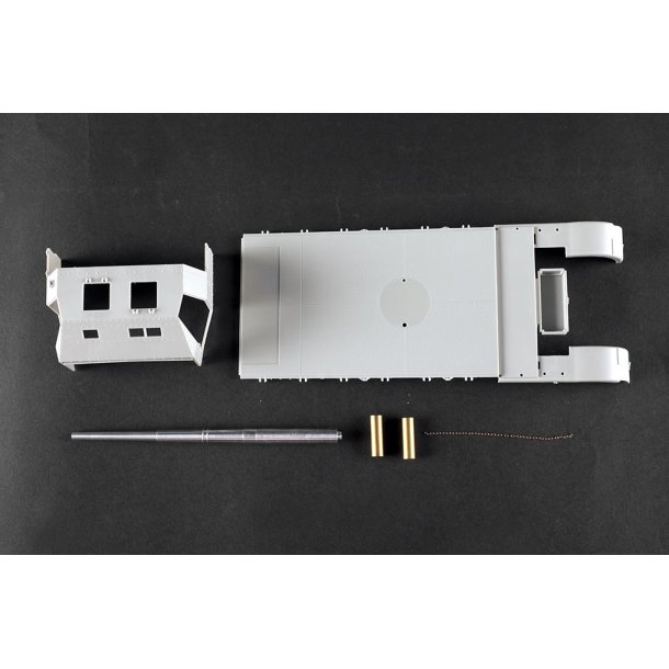 Schwerer Zugkraftwagen 18 t with 8.8cm Flak