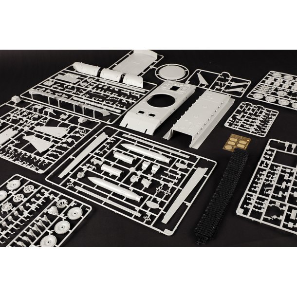 E-100 Flakpanzer w/Flakrakete Rheintocher I