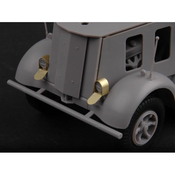 German 8.8cm Flak 18 Selbstfahrlafette