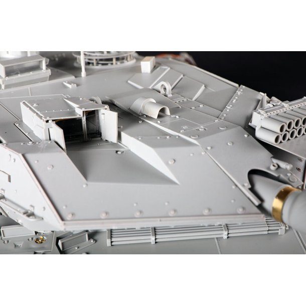 German Leopard 2A6 MBT, skala 1/16