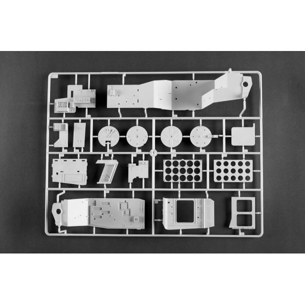 German Leopard 2A6 MBT, skala 1/16