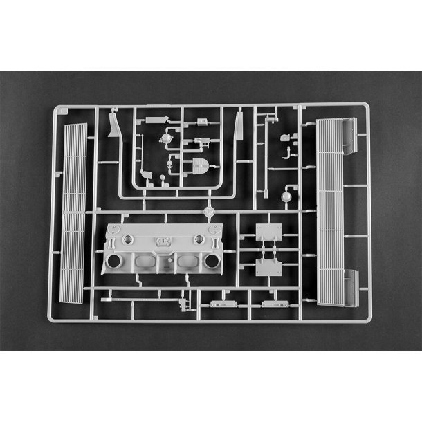 German Leopard 2A6 MBT, skala 1/16